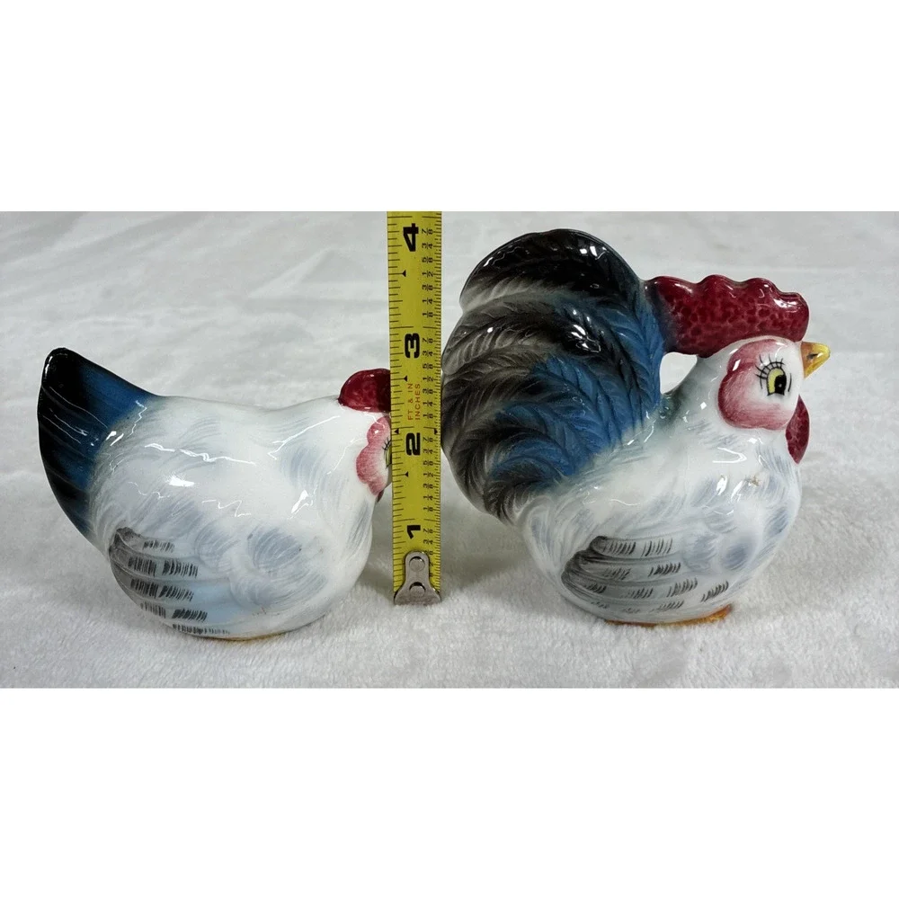 Vintage Japan Kitschy anthropomorphic Wht/Blue Rooster/Hen Salt & Pepper Set